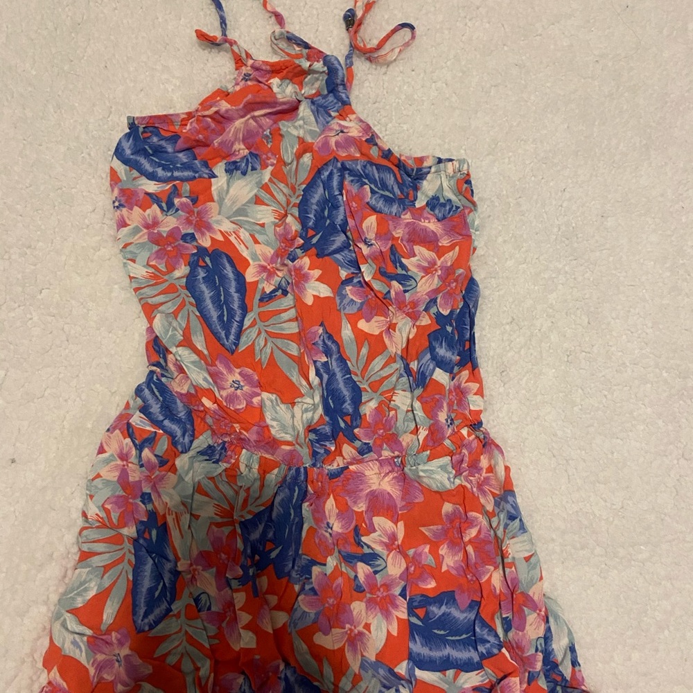 Hugh Neck Floral Romper (will wash clothes to get them fresh & wrinkles out)!